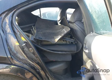 2022 Lexus Ux 250H F Sport z USA, uszkodzony, nr VIN JTHR9JBH3N2057776